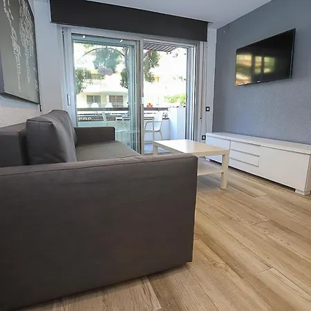Differentflats Llum Apartment