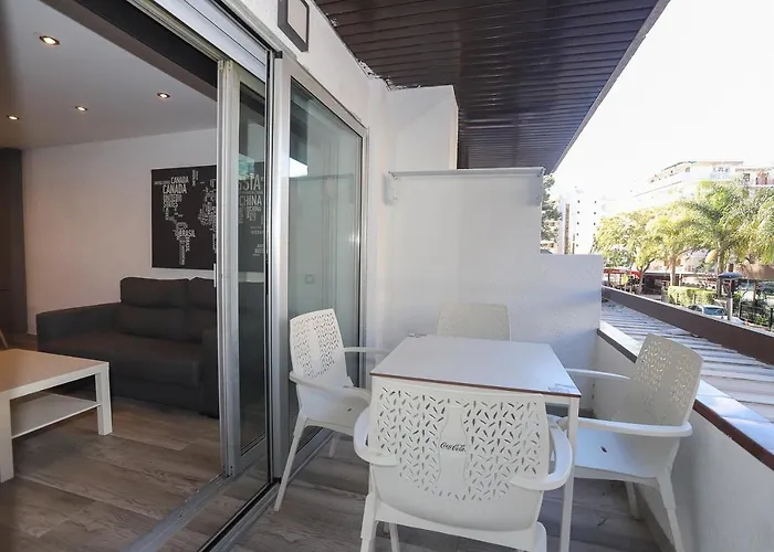 Differentflats Llum Apartman